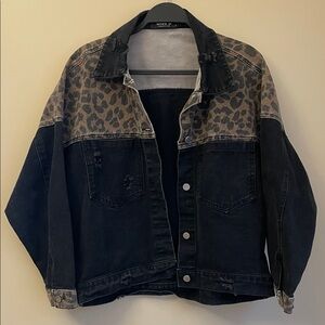 Blue B Collection Distressed Oversized Leopard Print Denim Jacket Size S